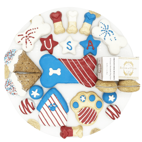 USA Themed Dog Treats Gift Box – Patriotic Red, White & Blue Dog Treats